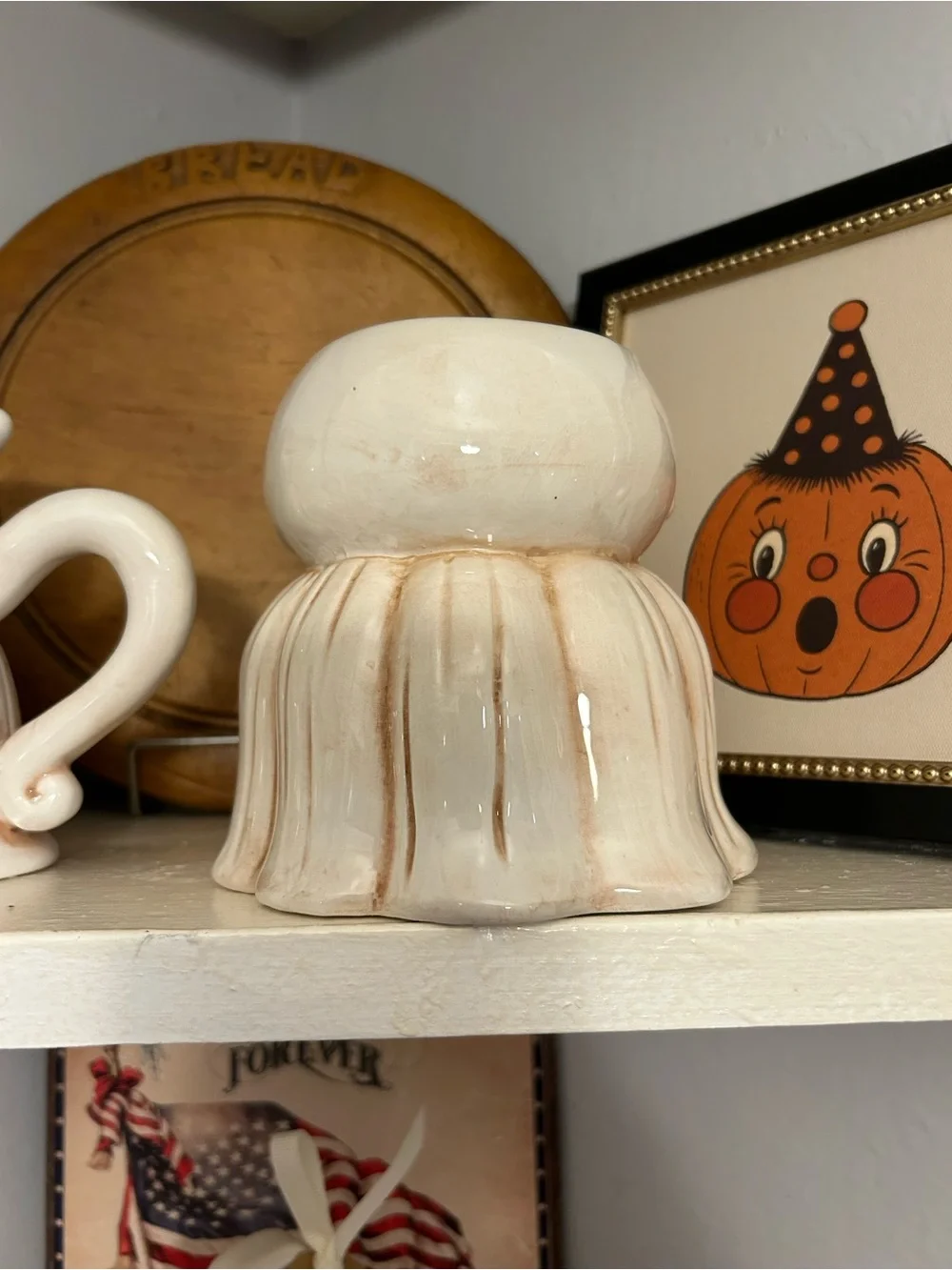 Joanna Parker Vintage Looking Ceramic Ghost Salt and Pepper Shakers New